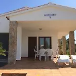 Villas Coll Отель
